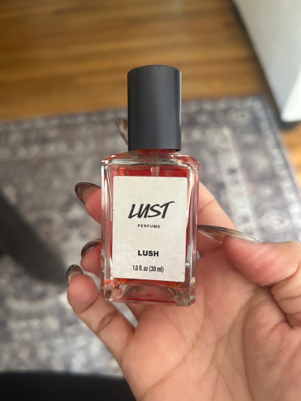 Lush Lust - Picture 2 of 3